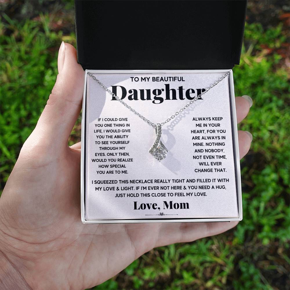 Ma fille, mon tout - Collier beauté séduisante