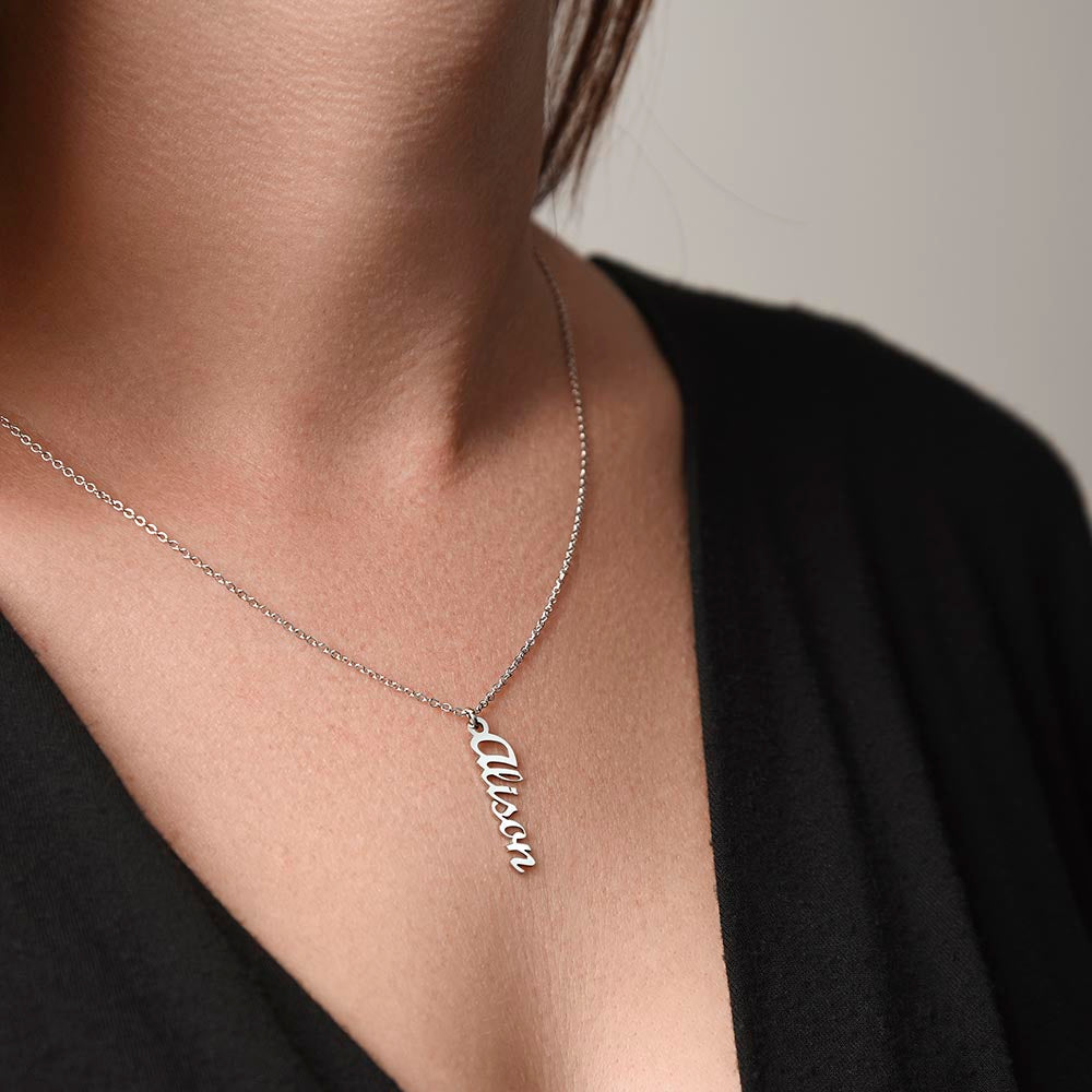 Collier prénom vertical classique